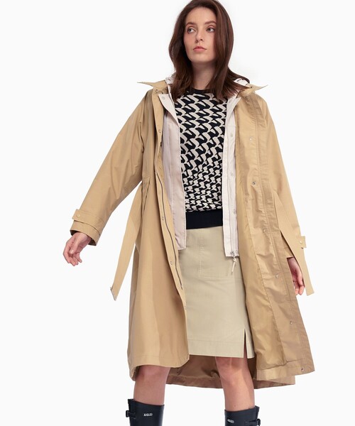 AIGLE（エーグル）の「防風 撥水 透湿 GORE-TEX ゴアテックス 2レイヤー フーデッド ベルベッドロングトレンチコート /フード取り外し可（トレンチコート・レディース・ライトグリーン/ベージュ・L/M/S/XS）」の8枚目の写真