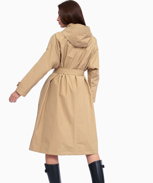 AIGLE（エーグル）の「防風 撥水 透湿 GORE-TEX ゴアテックス 2レイヤー フーデッド ベルベッドロングトレンチコート /フード取り外し可（トレンチコート・レディース・ライトグリーン/ベージュ・L/M/S/XS）」の12枚目の写真