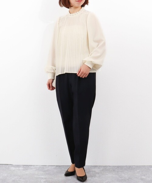 MICO COULIER（ミコクリエ）の「《オケージョン対応》ジョーゼットプリーツブラウス（シャツ/ブラウス・レディース・サックスブルー/ホワイト系その他/オフホワイト・38）」の9枚目の写真