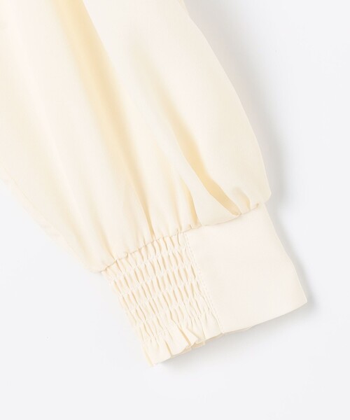 MICO COULIER（ミコクリエ）の「《オケージョン対応》ジョーゼットプリーツブラウス（シャツ/ブラウス・レディース・サックスブルー/ホワイト系その他/オフホワイト・38）」の22枚目の写真