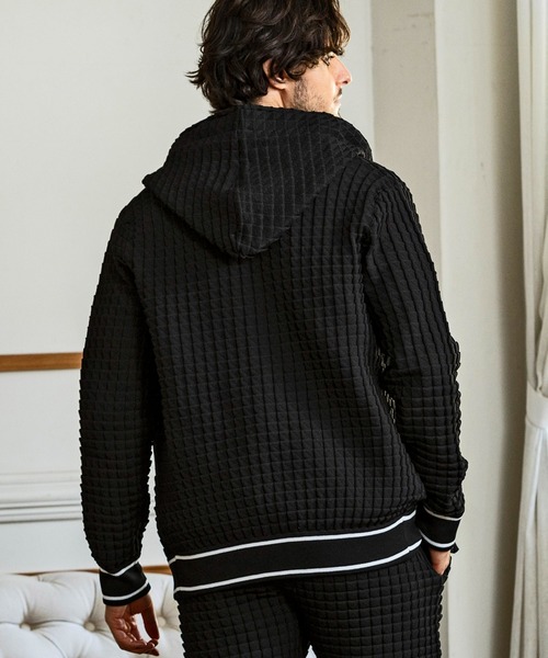1piu1uguale3 RELAX（ウノピュウノウグァーレトレリラックス）の「1PIU1UGUALE3 RELAX/ウノピゥウノウグァーレトレ リラックス/スクエアパターンニットフーディー（パーカー・メンズ・ブラック/ホワイト・M/L/XL）」の22枚目の写真