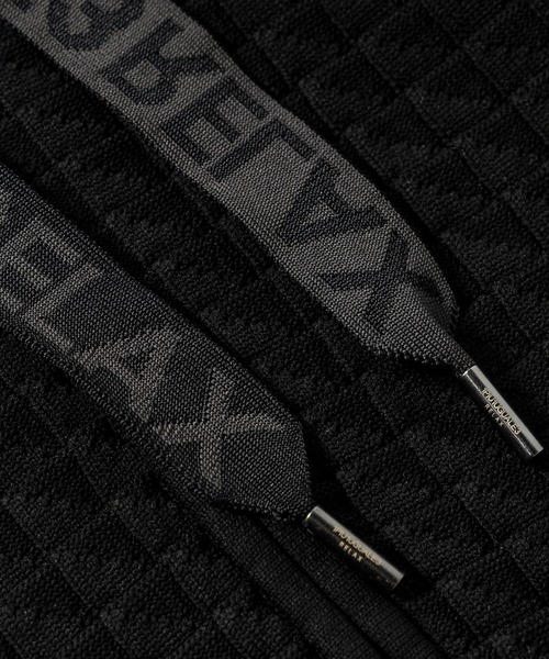 1piu1uguale3 RELAX（ウノピュウノウグァーレトレリラックス）の「1PIU1UGUALE3 RELAX/ウノピゥウノウグァーレトレ リラックス/スクエアパターンニットフーディー（パーカー・メンズ・ブラック/ホワイト・M/L/XL）」の20枚目の写真