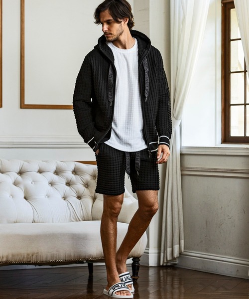 1piu1uguale3 RELAX（ウノピュウノウグァーレトレリラックス）の「1PIU1UGUALE3 RELAX/ウノピゥウノウグァーレトレ リラックス/スクエアパターンニットフーディー（パーカー・メンズ・ブラック/ホワイト・M/L/XL）」の9枚目の写真