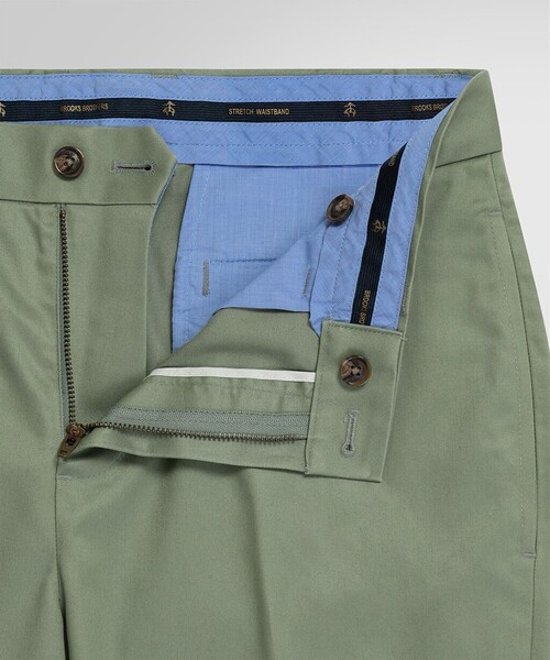 BROOKS BROTHERS(ブルックスブラザーズ)の「ライトウエイト アドバンテージチノ プレーンフロントパンツ Regular(チノパンツ・メンズ・グリーン・30inch/31inch/33inch/34inch/36inch/38inch/29inch/32inch/35inch/37inch)」の7枚目の写真