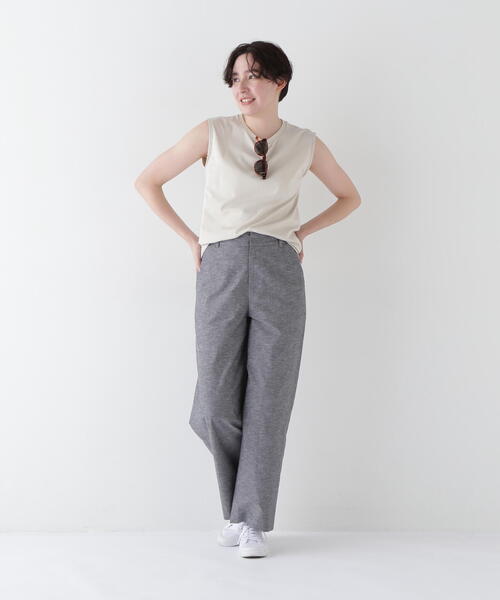 human woman(ヒューマンウーマン)の「【3サイズ展開】◆綿麻シャンブレーセミワイドパンツ(その他パンツ・レディース・カーキ/ネイビー・LARGE/MEDIUM/SMALL)」の7枚目の写真