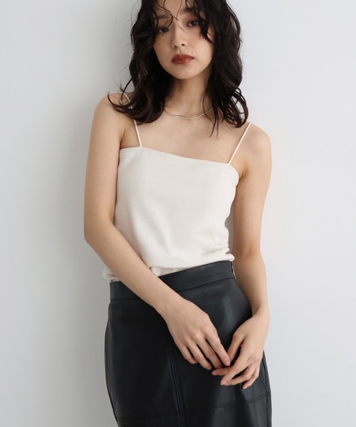 hellam（へラム）の「カップ付リブキャミソール（キャミソール・レディース・アイボリー/ブラック/グレイッシュベージュ/ブラウン・FREE）」の3枚目の写真