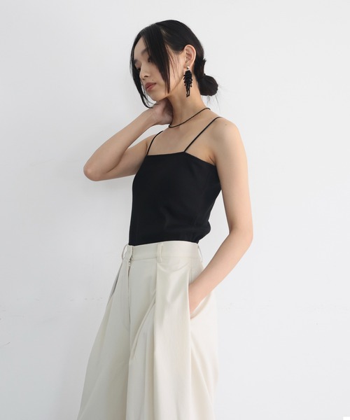 hellam（へラム）の「カップ付リブキャミソール（キャミソール・レディース・アイボリー/ブラック/グレイッシュベージュ/ブラウン・FREE）」の6枚目の写真