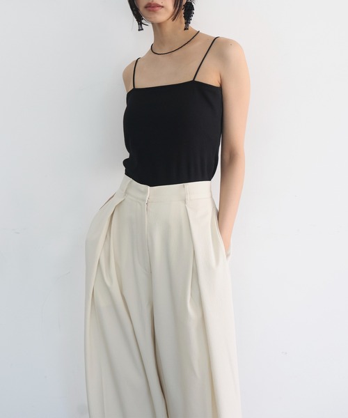 hellam（へラム）の「カップ付リブキャミソール（キャミソール・レディース・アイボリー/ブラック/グレイッシュベージュ/ブラウン・FREE）」の8枚目の写真