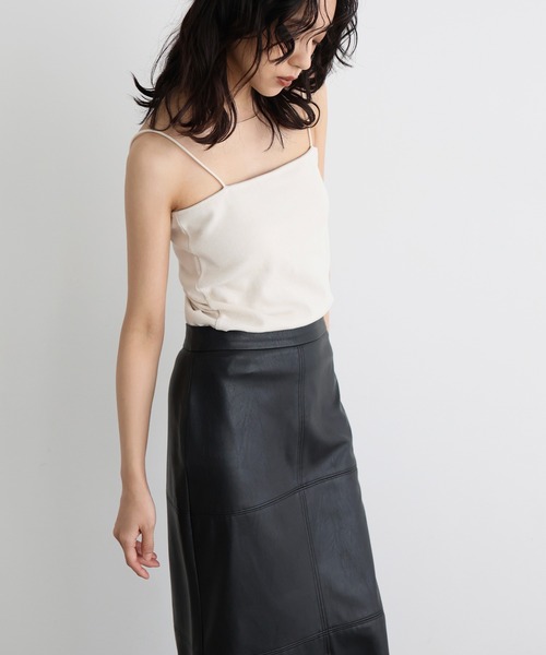 hellam（へラム）の「カップ付リブキャミソール（キャミソール・レディース・アイボリー/ブラック/グレイッシュベージュ/ブラウン・FREE）」の11枚目の写真