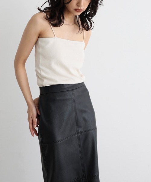 hellam（へラム）の「カップ付リブキャミソール（キャミソール・レディース・アイボリー/ブラック/グレイッシュベージュ/ブラウン・FREE）」の15枚目の写真