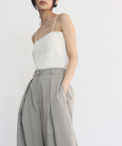 hellam（へラム）の「カップ付リブキャミソール（キャミソール・レディース・アイボリー/ブラック/グレイッシュベージュ/ブラウン・FREE）」の13枚目の写真