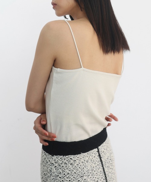 hellam（へラム）の「カップ付リブキャミソール（キャミソール・レディース・アイボリー/ブラック/グレイッシュベージュ/ブラウン・FREE）」の16枚目の写真