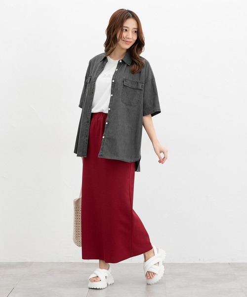 Honeys（ハニーズ）の「【ハニさら・接触冷感】半袖デニムシャツ（シャツ/ブラウス・レディース・インディゴブルー/ライトブルー/グレー・L/LL/M/S）」の11枚目の写真