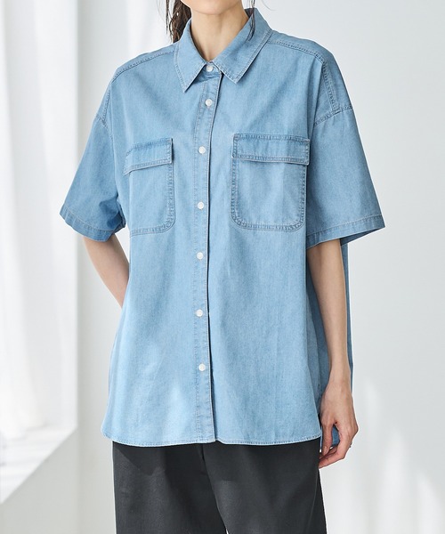 Honeys（ハニーズ）の「【ハニさら・接触冷感】半袖デニムシャツ（シャツ/ブラウス・レディース・インディゴブルー/ライトブルー/グレー・L/LL/M/S）」の19枚目の写真