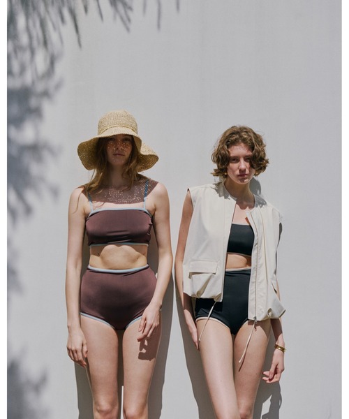 Mila Owen（ミラオーウェン）の「ベロアトリムストラップ付スイムSET