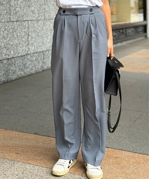 ST.ROONEY(セントルーニー)の「ツータックパンツ【低身長・小柄女性向け】(その他パンツ・レディース・グレー・XS)」の1枚目の写真