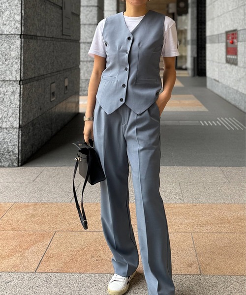 ST.ROONEY(セントルーニー)の「ツータックパンツ【低身長・小柄女性向け】(その他パンツ・レディース・グレー・XS)」の4枚目の写真