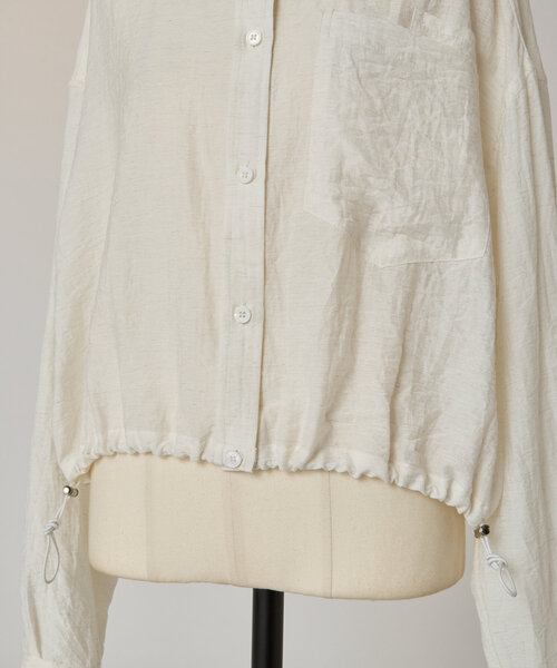 BEARDSLEY（ビアズリー）の「ショート丈シャツ羽織（ブルゾン・レディース・ホワイト・FREE）」の4枚目の写真