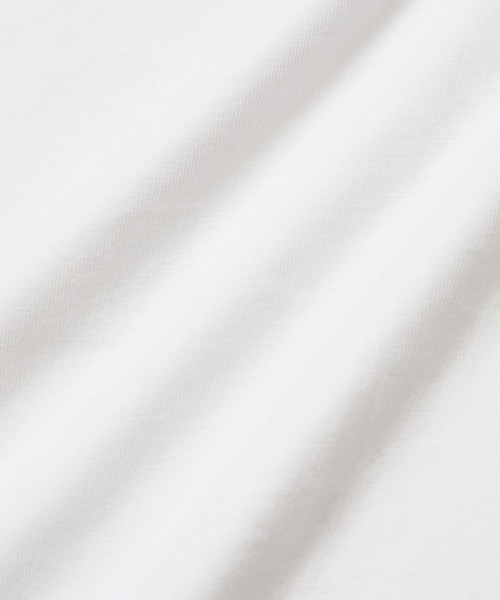 ADAM ET ROPE'(アダムエロペ)の「ボックスシルエット ミニマム キーネック Tシャツ(Tシャツ/カットソー・メンズ・ブラック/ホワイト/ブルー系その他6・L/M)」の6枚目の写真