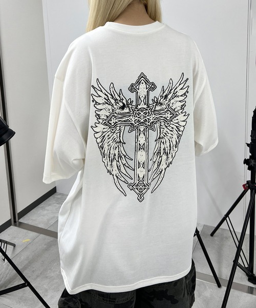 Figments(フィグメンツ)の「【日本製】Y2KクロスウイングビッグT(Tシャツ/カットソー・レディース・ブラック/ホワイト・FREE)」の17枚目の写真