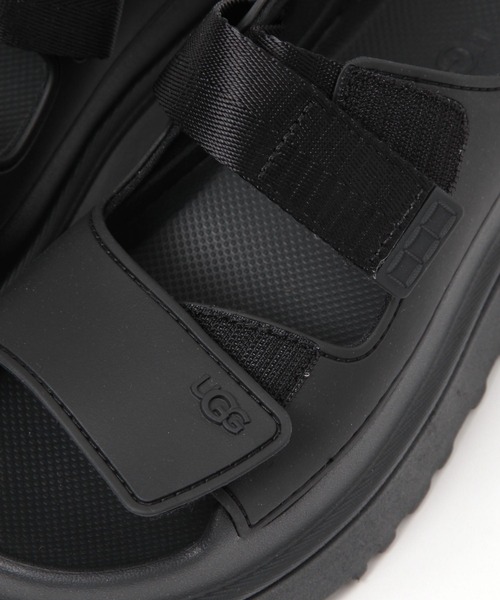 UGG（アグ）の「【UGG(アグ)】GOLDEN GLOW（サンダル・レディース・ブラック/クリーム・MEDIUM/SMALL）」の10枚目の写真