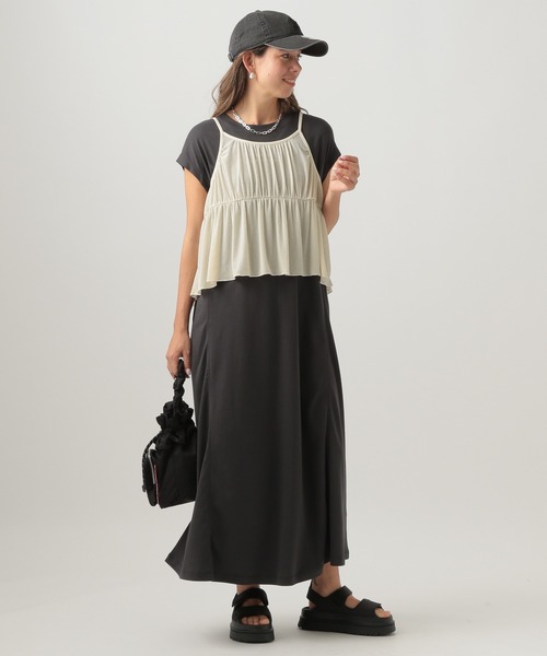 UGG（アグ）の「【UGG(アグ)】GOLDEN GLOW（サンダル・レディース・ブラック/クリーム・MEDIUM/SMALL）」の17枚目の写真