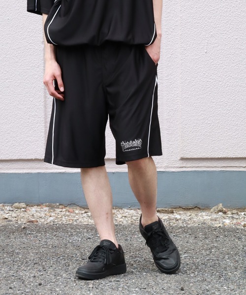 THRASHER(スラッシャー)の「【THRASHER/スラッシャー】パイピングデザイン ゲームショーツ(その他パンツ・メンズ・ホワイト/ブラック/グリーン・L/M/XL)」の1枚目の写真