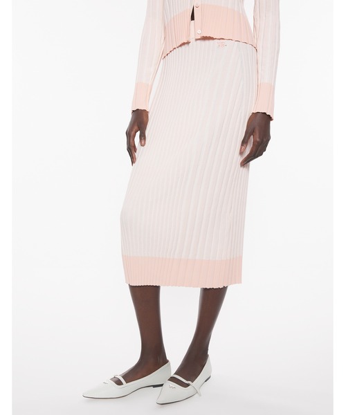 ★Maison Kitsune★BABY FOX PATCH RIBBED MIDI SKIRT★大人気★ Maison Kitsuné Baby Fox Patch Ribbed Midi Skirt Lilac