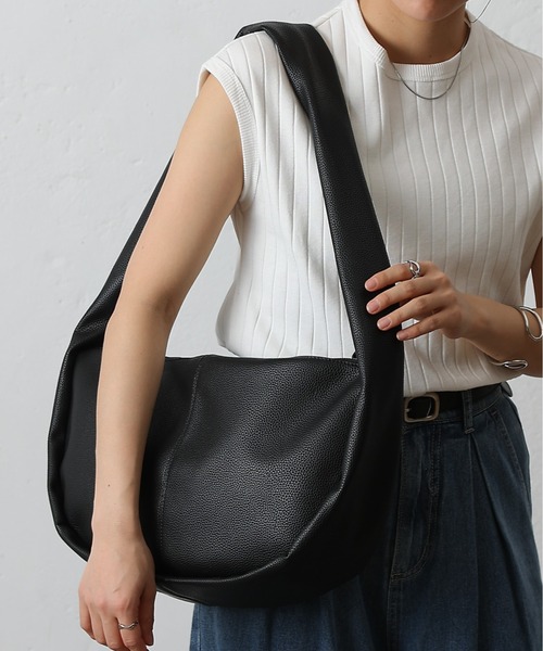 COLONY 2139（コロニートゥーワンスリーナイン）の「ハーフムーンショルダーバッグ（ショルダーバッグ・レディース・ブラック・FREE）」の18枚目の写真