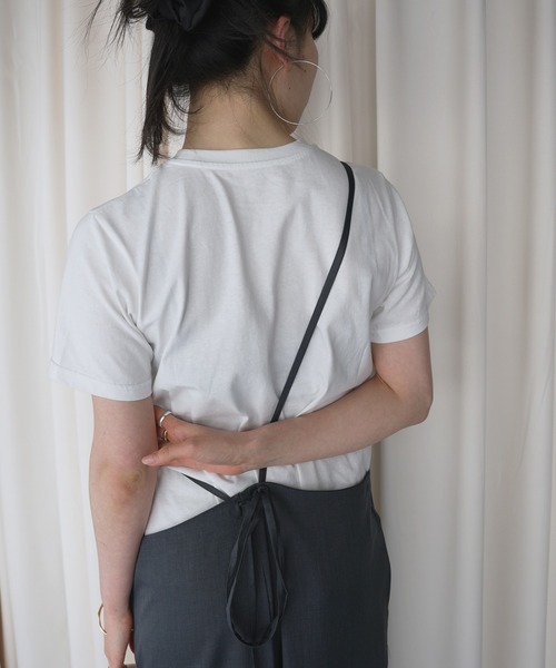 O'fmus(オフムス)の「【O'fmus】エンボスロゴコンパクトTシャツ ofmw25s018(Tシャツ/カットソー・レディース・ホワイト/チャコールグレー・FREE)」の10枚目の写真