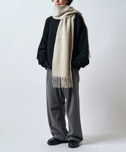 Lui's(ルイス)の「ソフトタッチボリュームロングカラーマフラー(マフラー・メンズ・ブルー/ホワイト/グレー/ブラック・FREE)」の15枚目の写真