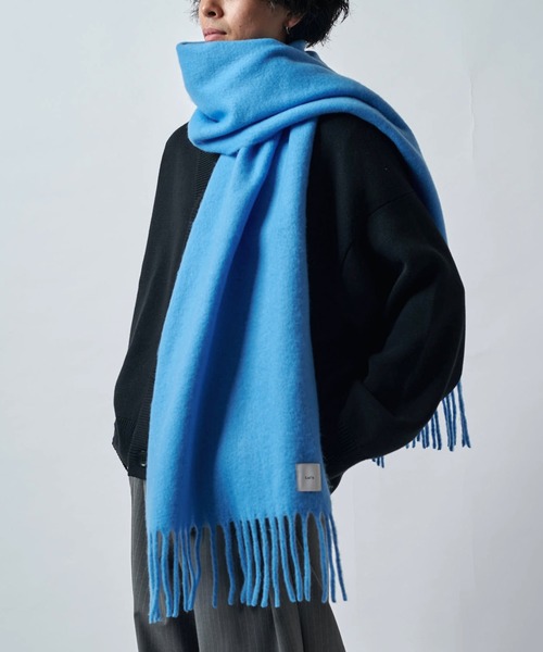 Lui's(ルイス)の「ソフトタッチボリュームロングカラーマフラー(マフラー・メンズ・ブルー/ホワイト/グレー/ブラック・FREE)」の16枚目の写真
