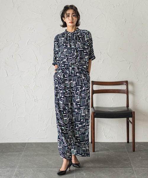 セール】幾何柄ブラウス≪洗濯機で洗える≫（シャツ/ブラウス）｜la.f