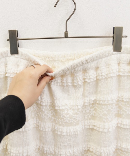 CLETTE(クレット)の「フリルレースナロースカート(スカート・レディース・ブラック/アイボリー・4L/3L/LL)」の14枚目の写真