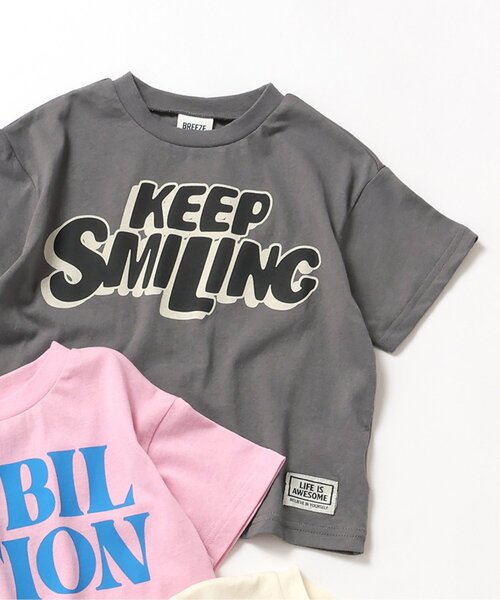 BREEZE（ブリーズ）の「ビッグロゴ半袖Tシャツ（Tシャツ/カットソー・キッズ・ライム/ピンク/オフホワイト/チャコール・140/130/120/110/100/90/80）」の3枚目の写真