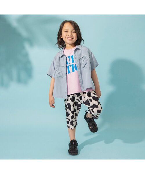 BREEZE（ブリーズ）の「ビッグロゴ半袖Tシャツ（Tシャツ/カットソー・キッズ・ライム/ピンク/オフホワイト/チャコール・140/130/120/110/100/90/80）」の5枚目の写真