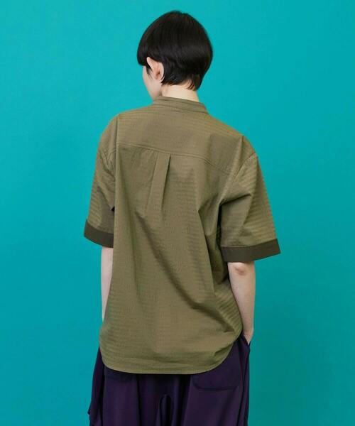 FRAPBOIS（フラボア）の「ボーダーサッカー シャツ（シャツ/ブラウス・レディース・カーキ/ブラック・1/2）」の15枚目の写真