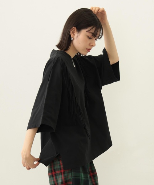 MILKFED.(ミルクフェド)の「FRINGE TOP(Tシャツ/カットソー・レディース・オフホワイト/アッシュ/ブラック・ONE SIZE)」の10枚目の写真