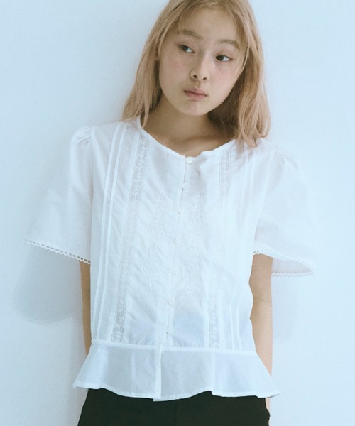 美品　Heve PEONYペプラムBL ホワイト Heve ヘイヴ PEONYペプラムBL ホワイト - メルカリ