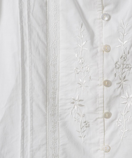 FEKETE flower peplum blouse 花柄刺繍ペプラムブラウス FEKETE（フェケテ）の「flower peplum blouse / 花柄刺繍