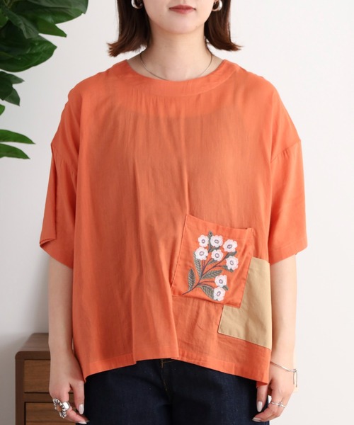 Emago(イマゴ)の「EMAGO 多ポケット花刺繍ブラウス(シャツ/ブラウス・レディース・グレー/オレンジ/アイボリー・FREE)」の22枚目の写真