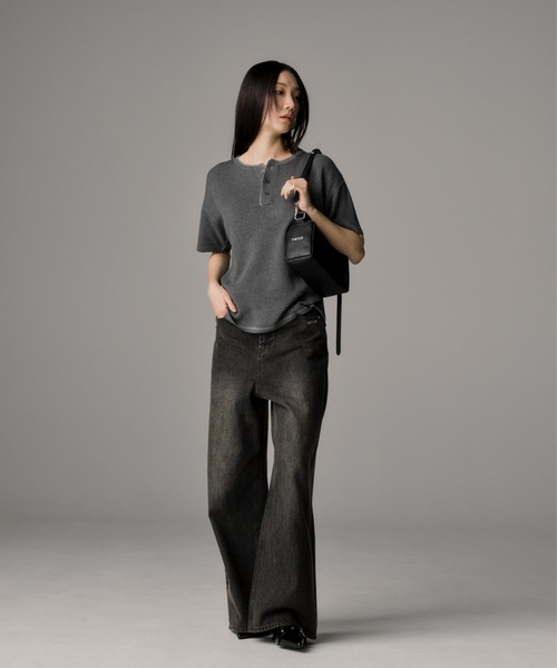 THE CLE（ザクレ）の「HENLEY NECK POLO SHIRT（ニット/セーター・メンズ・アイボリー/ブラック/チャコール・SMALL/MEDIUM/LARGE）」の9枚目の写真