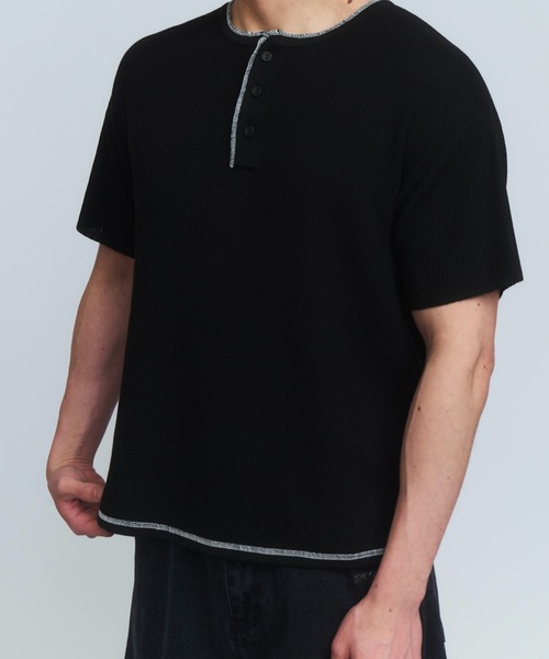 THE CLE（ザクレ）の「HENLEY NECK POLO SHIRT（ニット/セーター・メンズ・アイボリー/ブラック/チャコール・SMALL/MEDIUM/LARGE）」の15枚目の写真