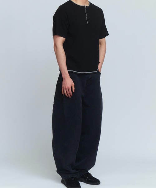 THE CLE（ザクレ）の「HENLEY NECK POLO SHIRT（ニット/セーター・メンズ・アイボリー/ブラック/チャコール・SMALL/MEDIUM/LARGE）」の14枚目の写真