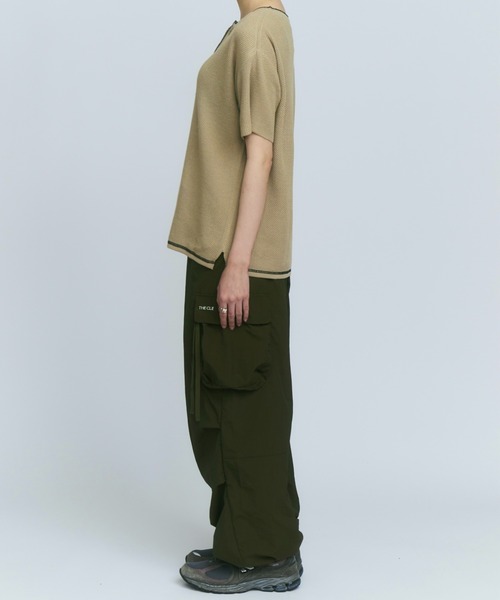 THE CLE（ザクレ）の「HENLEY NECK POLO SHIRT（ニット/セーター・メンズ・アイボリー/ブラック/チャコール・SMALL/MEDIUM/LARGE）」の18枚目の写真