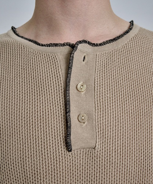 THE CLE（ザクレ）の「HENLEY NECK POLO SHIRT / ヘンリーネックポロシャツ【ヘンリーネック】【ポロ】 ポロシャツ トップス メンズ（ポロシャツ・メンズ・チャコール/アイボリー/ブラック・SMALL/MEDIUM/LARGE）」の16枚目の写真