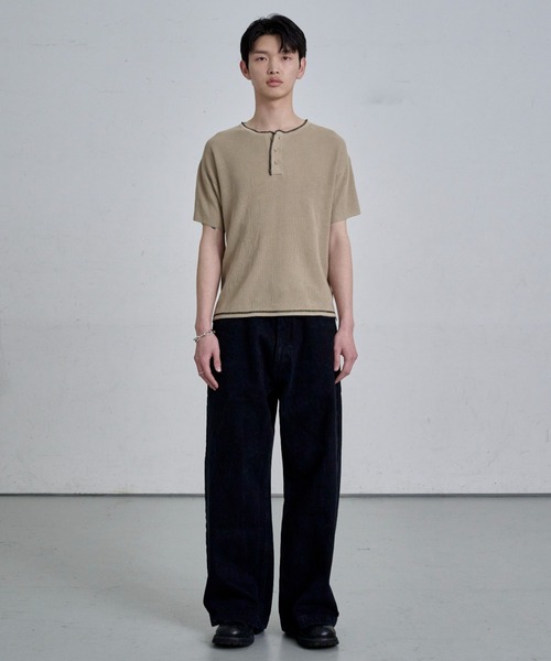 THE CLE（ザクレ）の「HENLEY NECK POLO SHIRT / ヘンリーネックポロシャツ【ヘンリーネック】【ポロ】 ポロシャツ トップス メンズ（ポロシャツ・メンズ・チャコール/アイボリー/ブラック・SMALL/MEDIUM/LARGE）」の13枚目の写真