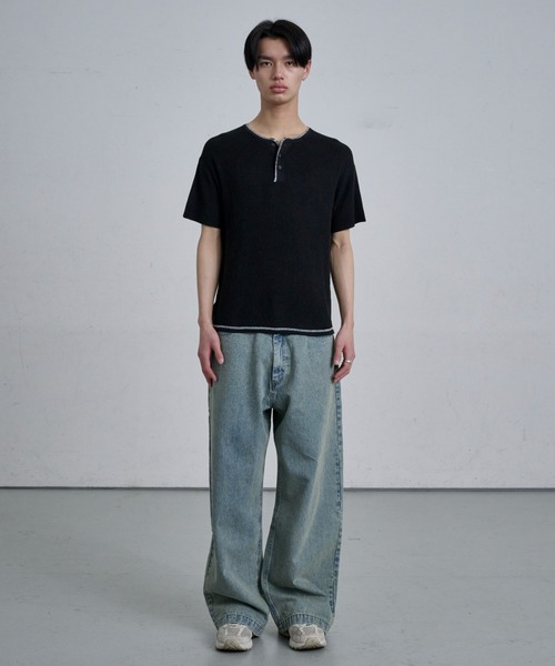 THE CLE（ザクレ）の「HENLEY NECK POLO SHIRT / ヘンリーネックポロシャツ【ヘンリーネック】【ポロ】 ポロシャツ トップス メンズ（ポロシャツ・メンズ・チャコール/アイボリー/ブラック・SMALL/MEDIUM/LARGE）」の7枚目の写真