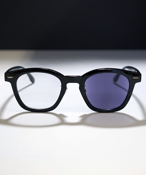 Burner(バーナー)の「【GROOVY STORE】レンズの色が変わる調光メガネサングラスUVカット ユニセックス(サングラス・メンズ・ブラウン系1/ブラウン系2/ブラック系2/ブラウン系3/ブラック系/アンティークシルバー/ブラック系3/シルバー系1/ゴールド系1・FREE)」の14枚目の写真