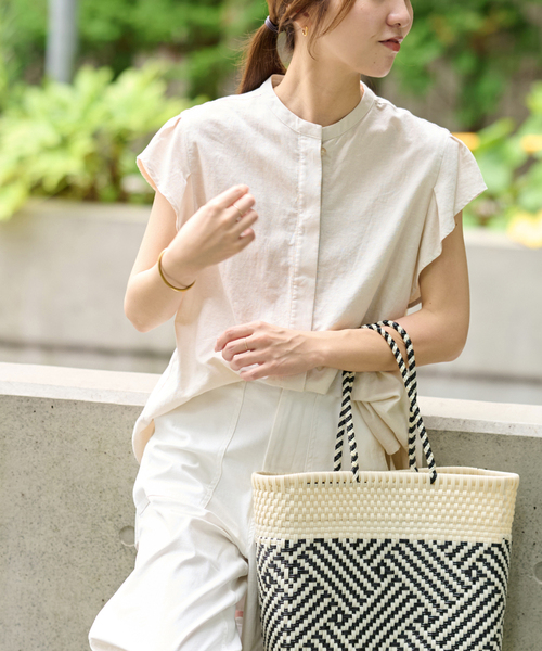 JOURNAL STANDARD relume(ジャーナルスタンダード レリューム)の「《WEB限定追加》リネンコットンショートスリーブブラウス(シャツ/ブラウス・レディース・ネイビー/アイボリー・FREE)」の6枚目の写真